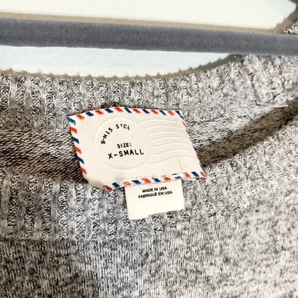 Anthropologie Postmark Grey Marl Ruffle Hem Knit Pullover Sweater Womens XS - Picture 6 of 11